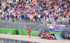 Formula 1 driver leaving the track at Grand Prix. Photo by Kévin et Laurianne Langlais on Unsplash